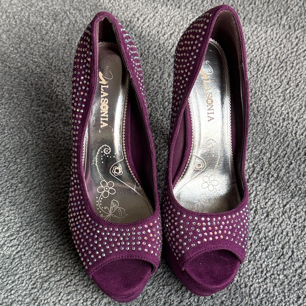 Lasonia Purple Blingy Rhinestone High Heel Platform Shoes. Size 9